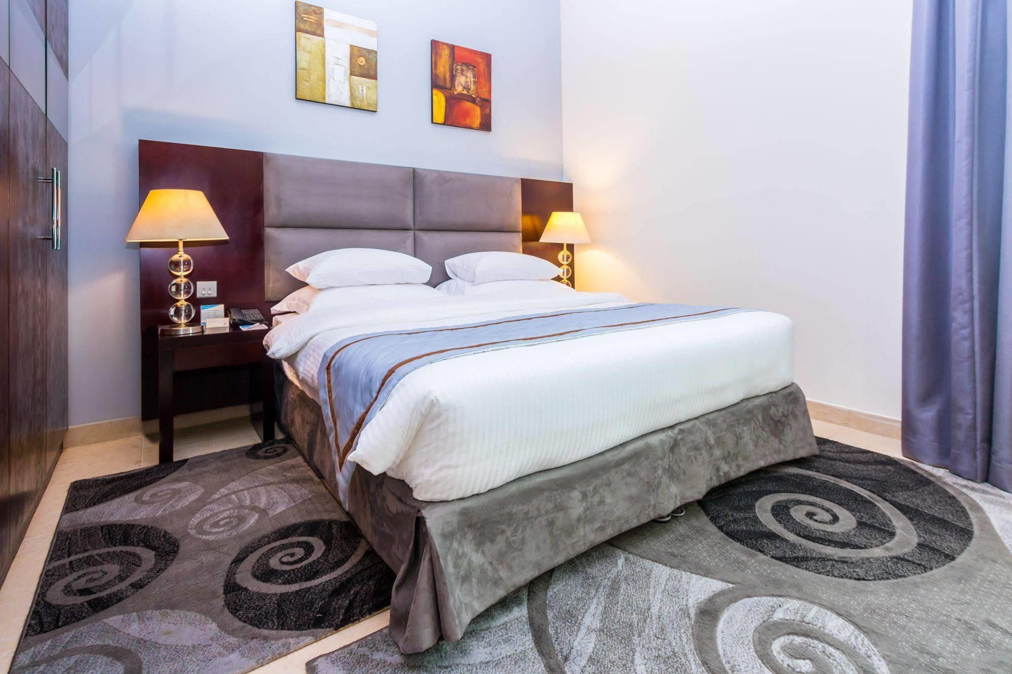 אבו דאבי Tower Hotel Apartments מראה חיצוני תמונה