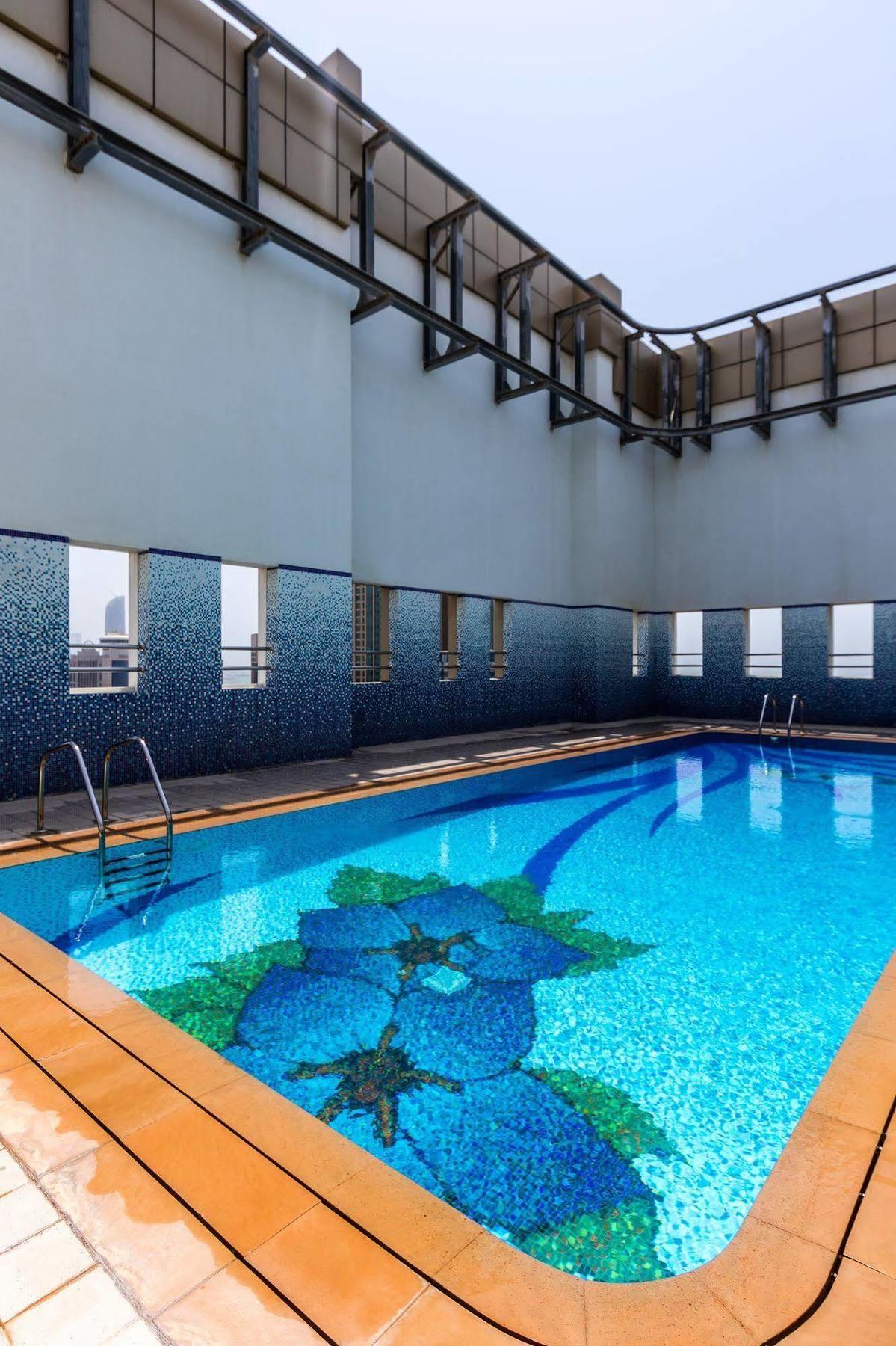 אבו דאבי Tower Hotel Apartments מראה חיצוני תמונה