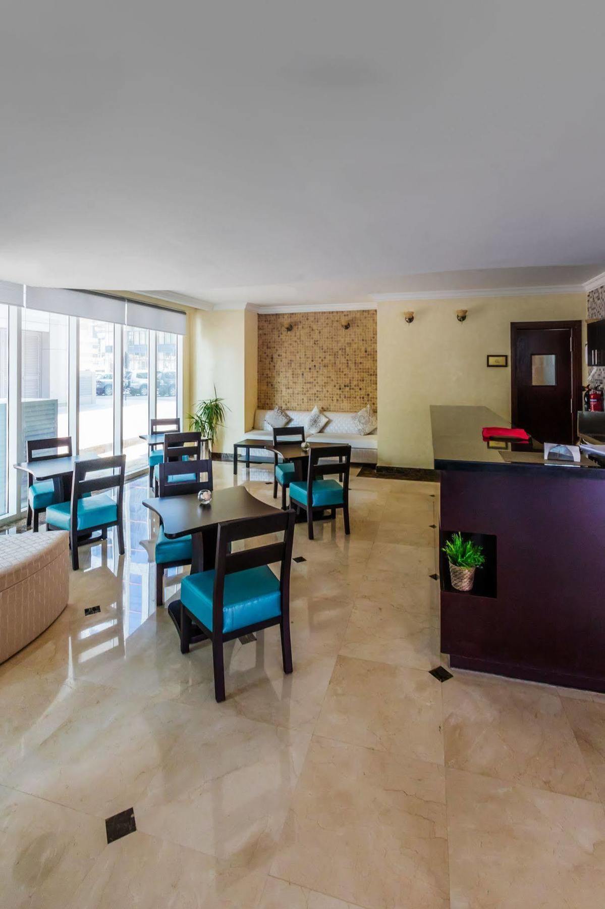אבו דאבי Tower Hotel Apartments מראה חיצוני תמונה